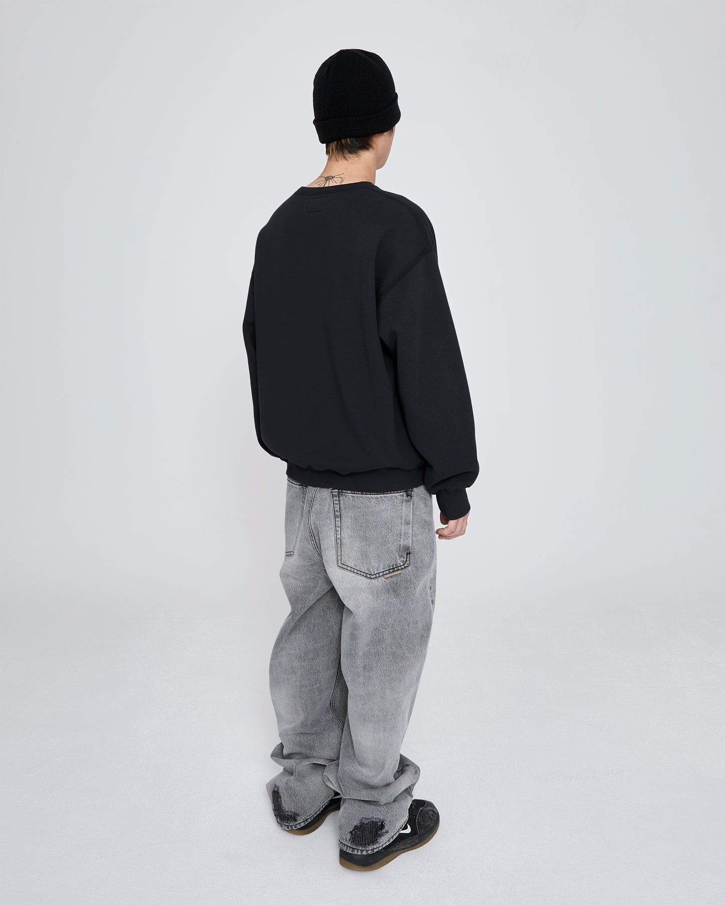 Y.E.S Typo Sweatshirt