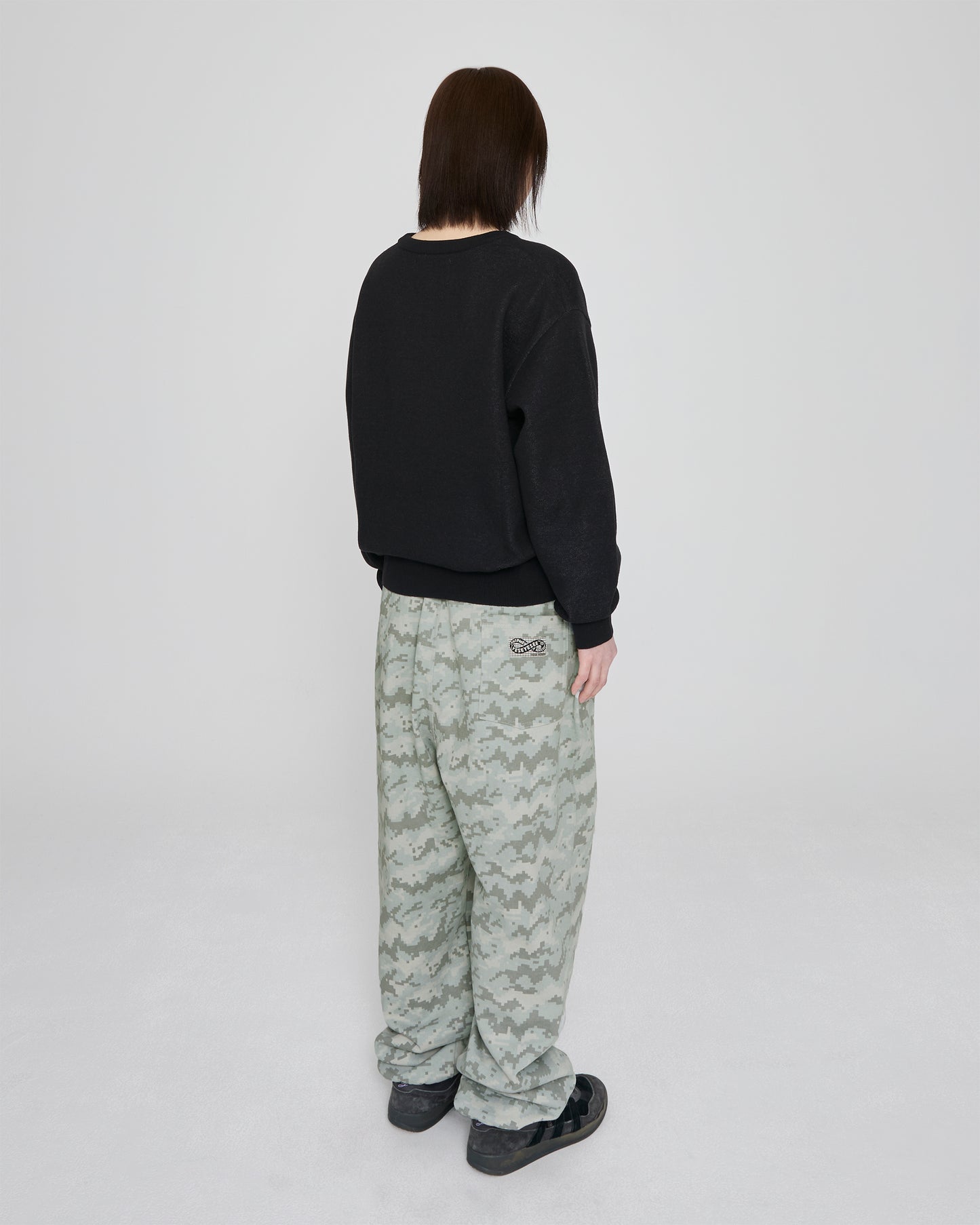 Snail Logo Long Sleeve Knit Pullover