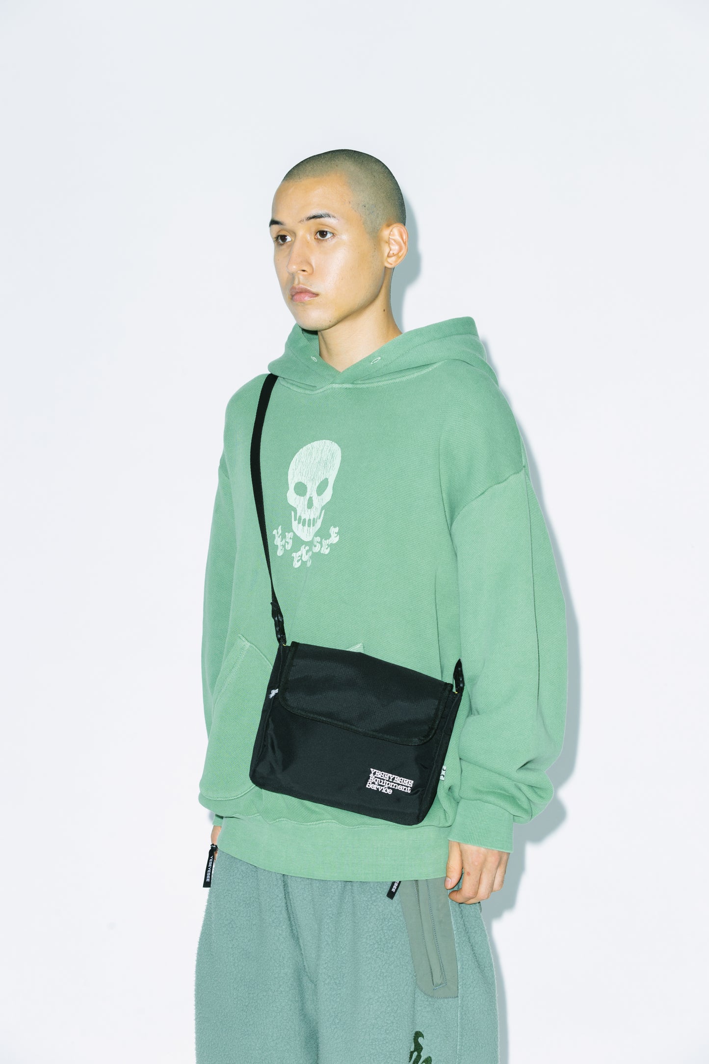Y.E.S Swing Pouch Bag