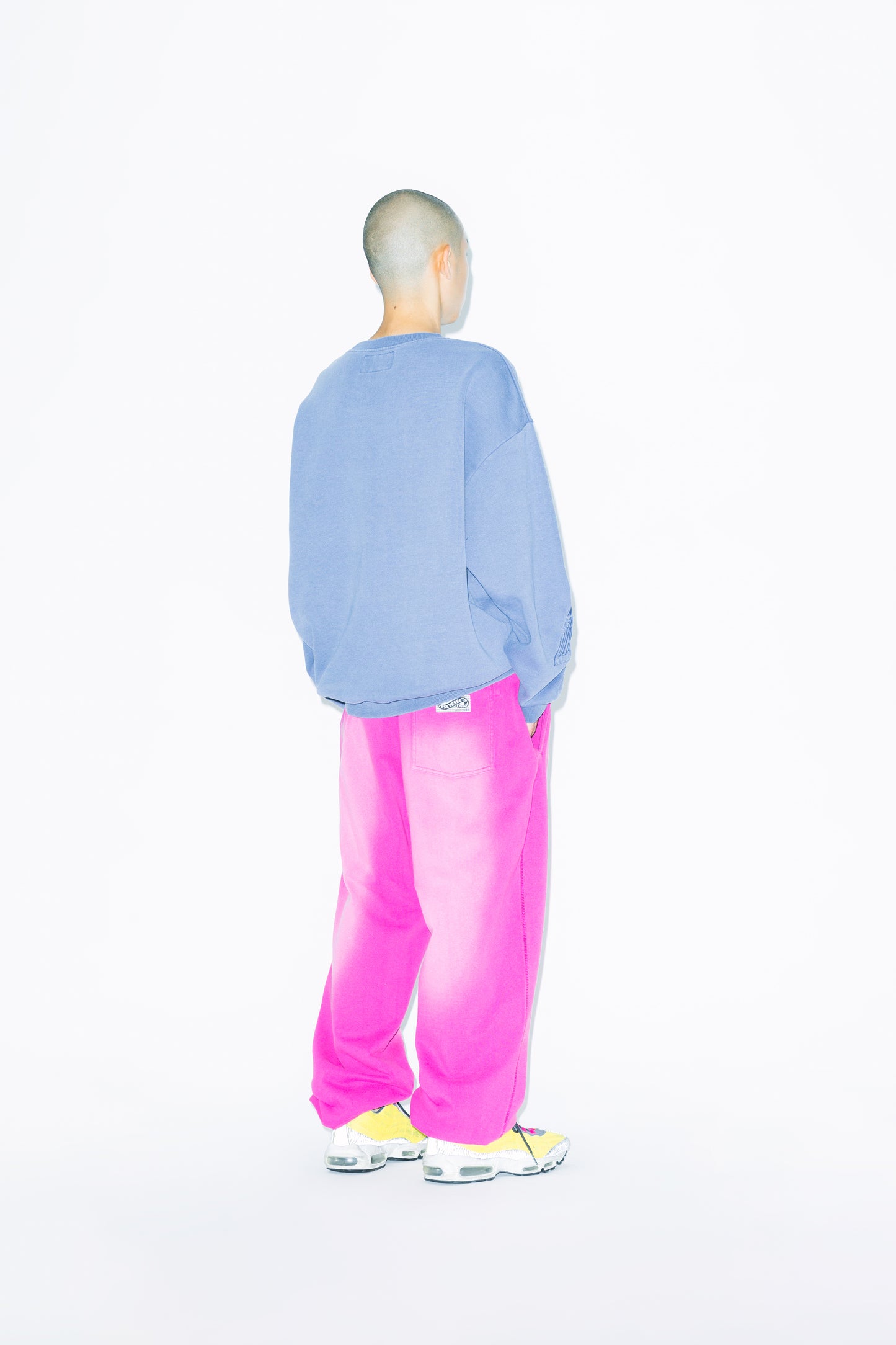 Y.E.S Pigment Embroidery Sweatshirt