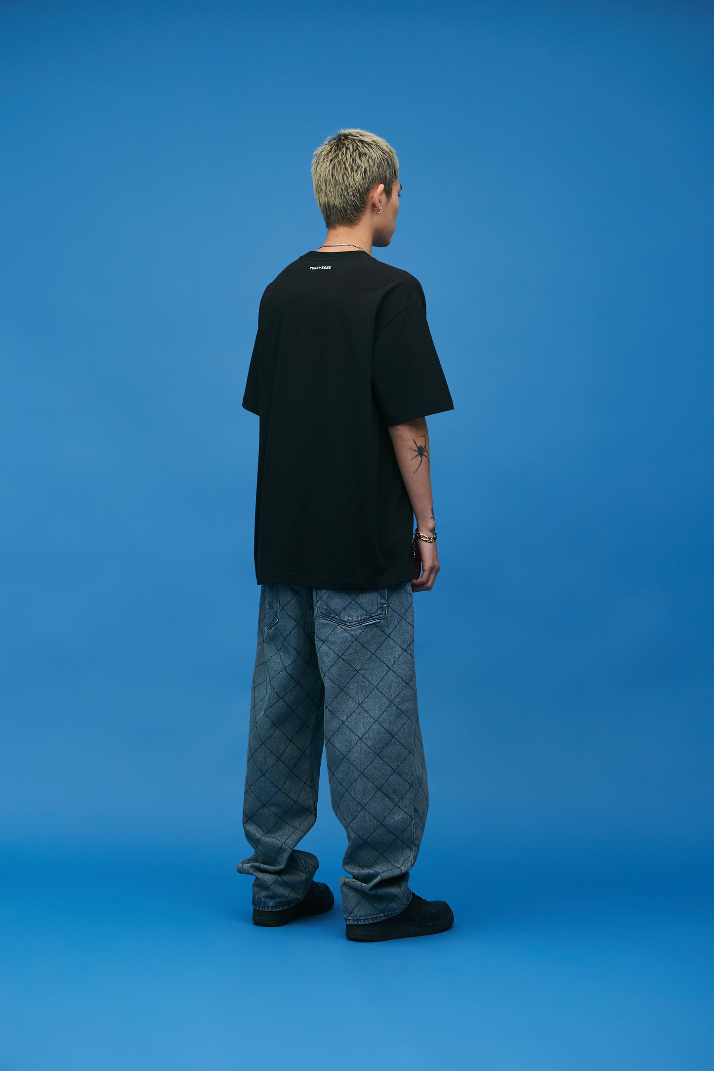 Racing 22 Tee