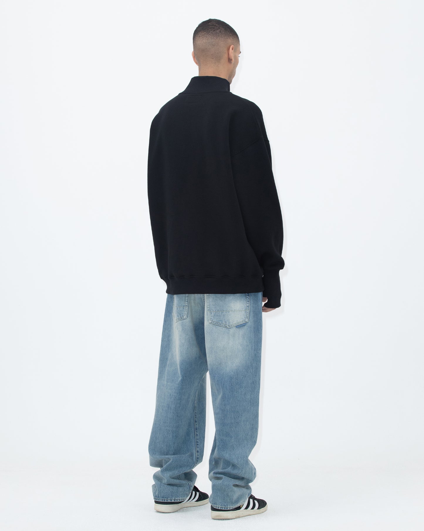 Y.E.S Thumb Hole Half Zip