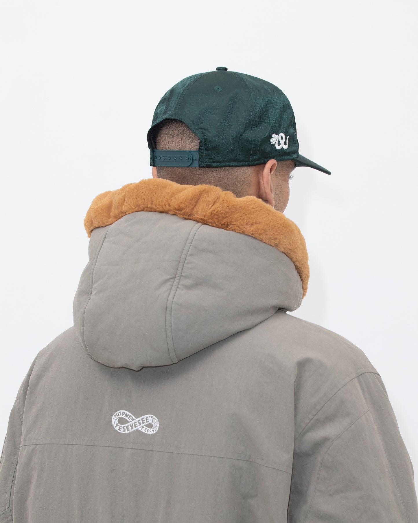RC950 AF Satin Y.E.S Logo