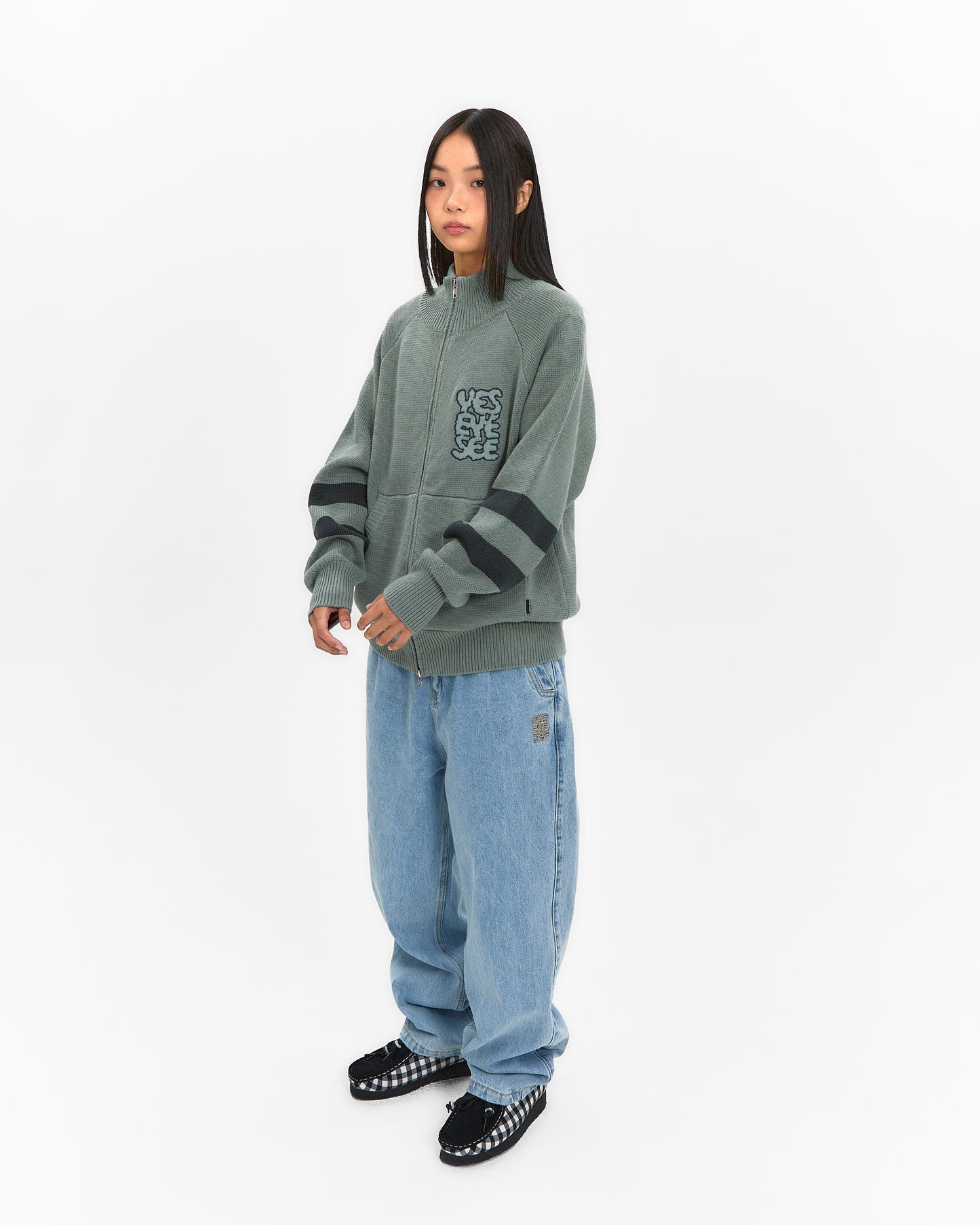 Front Pocket knit Zip-up