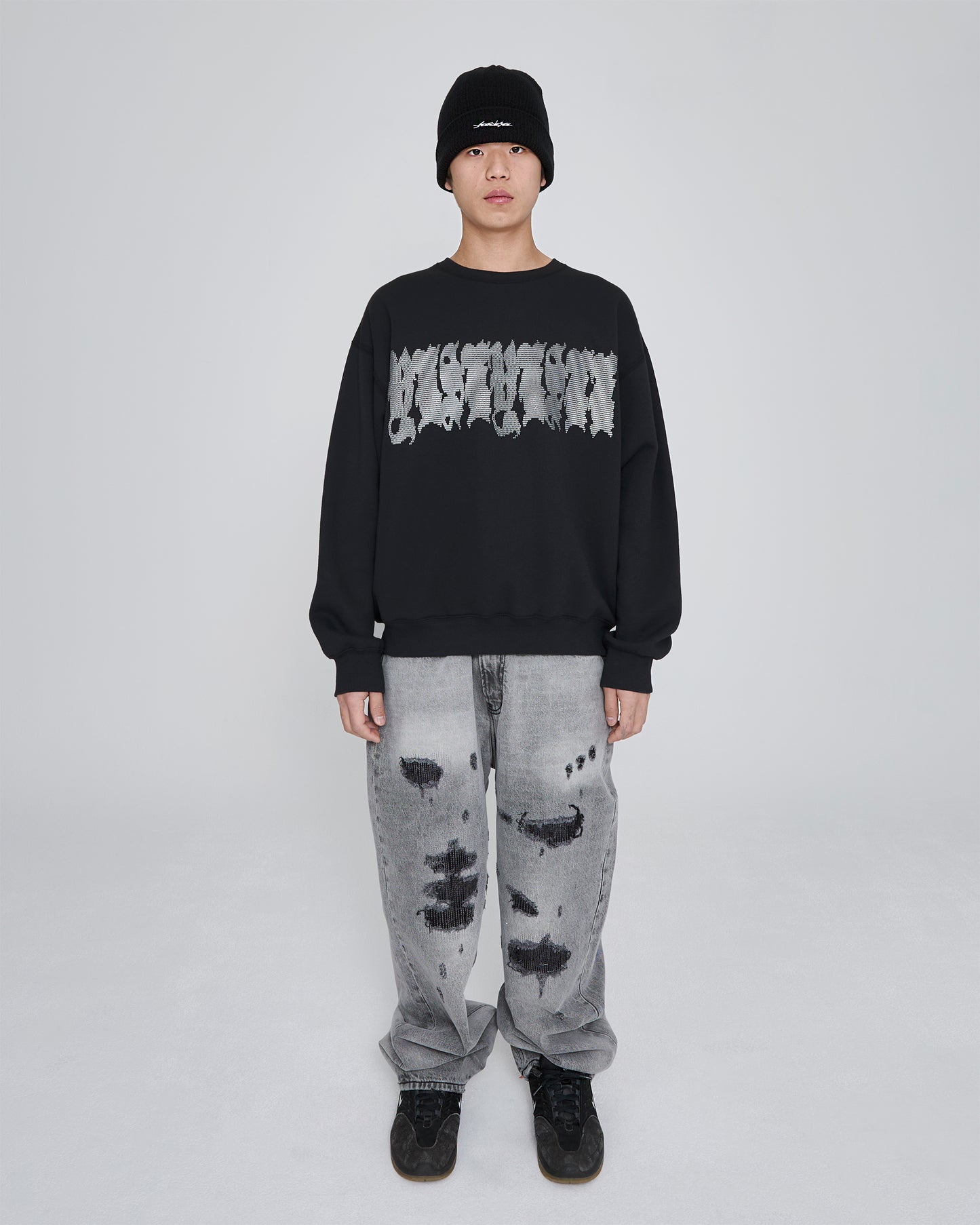 Y.E.S Typo Sweatshirt