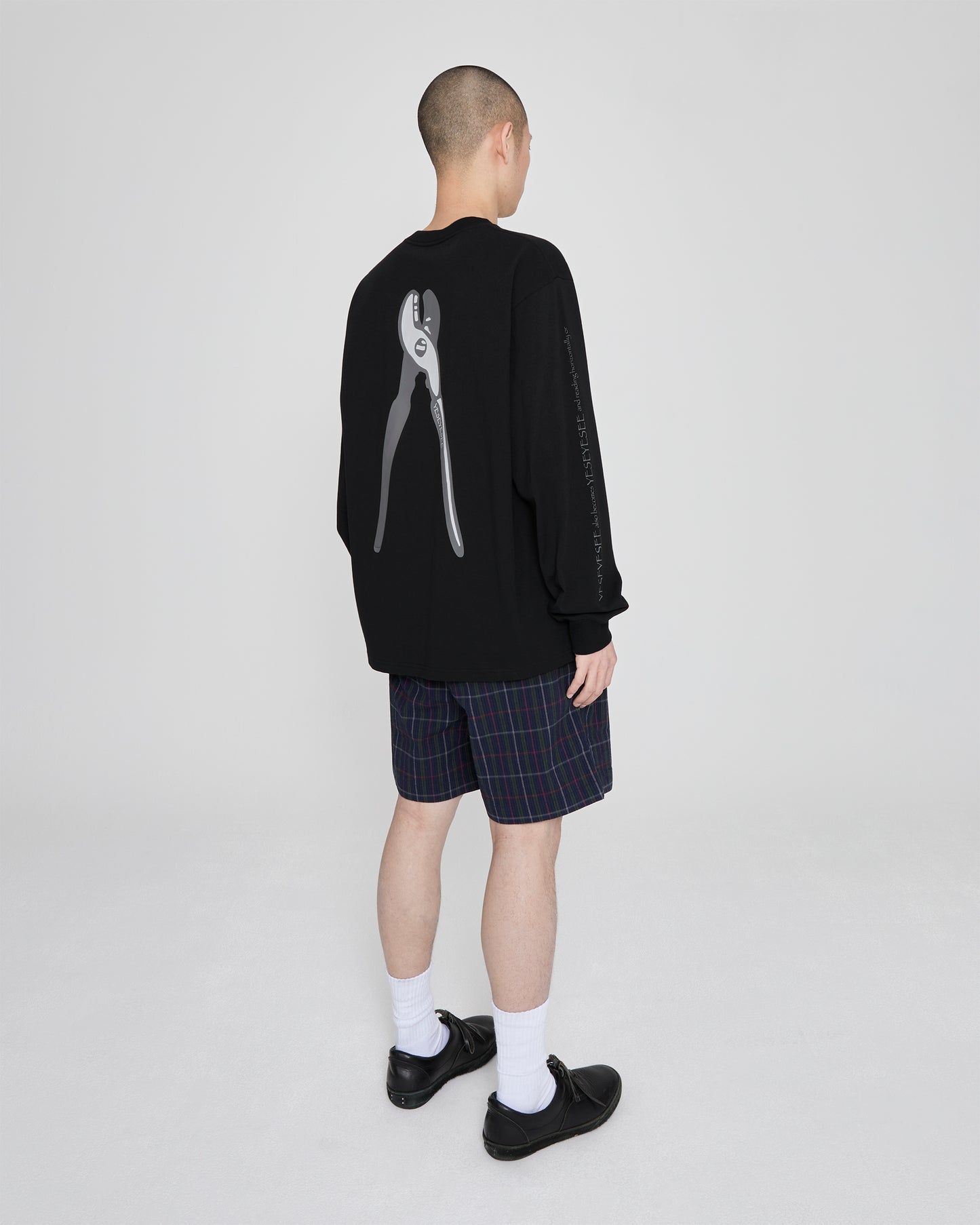 Y.E.S Wire Logo L/S