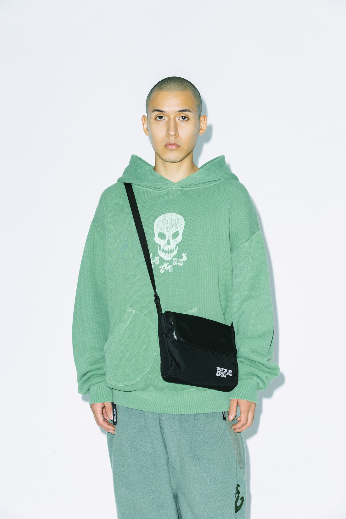 Y.E.S Swing Pouch Bag