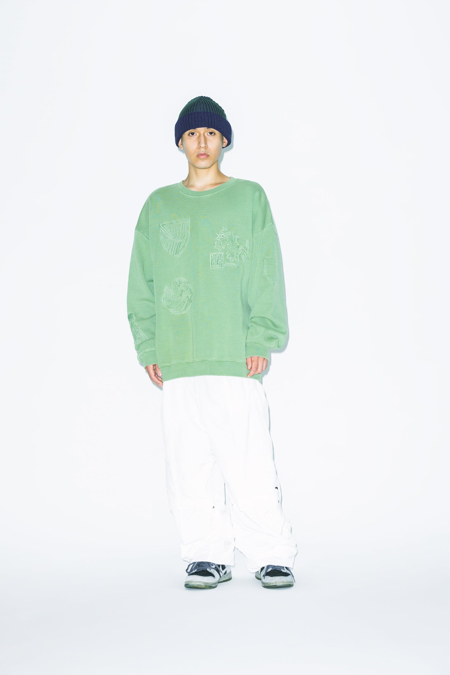 Y.E.S Pigment Embroidery Sweatshirt