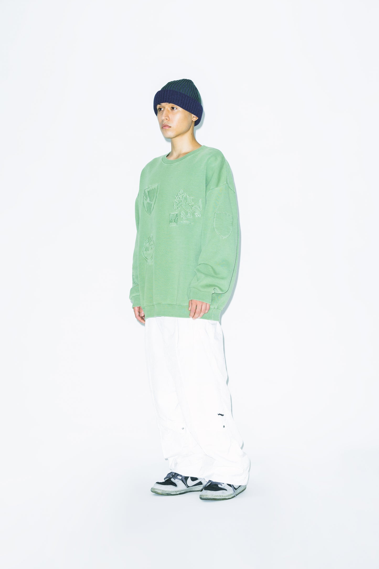 Y.E.S Pigment Embroidery Sweatshirt