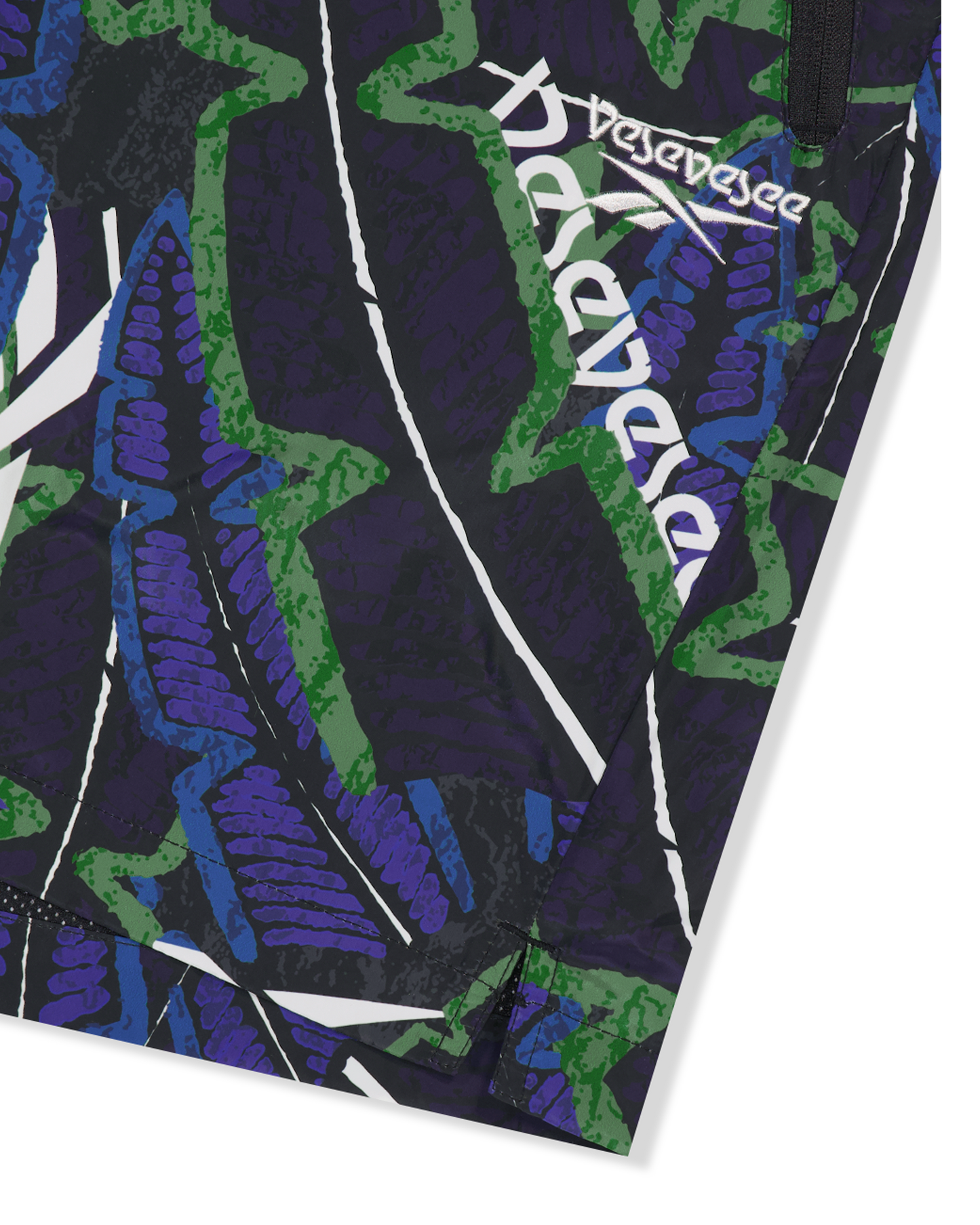 Stroke Shorts