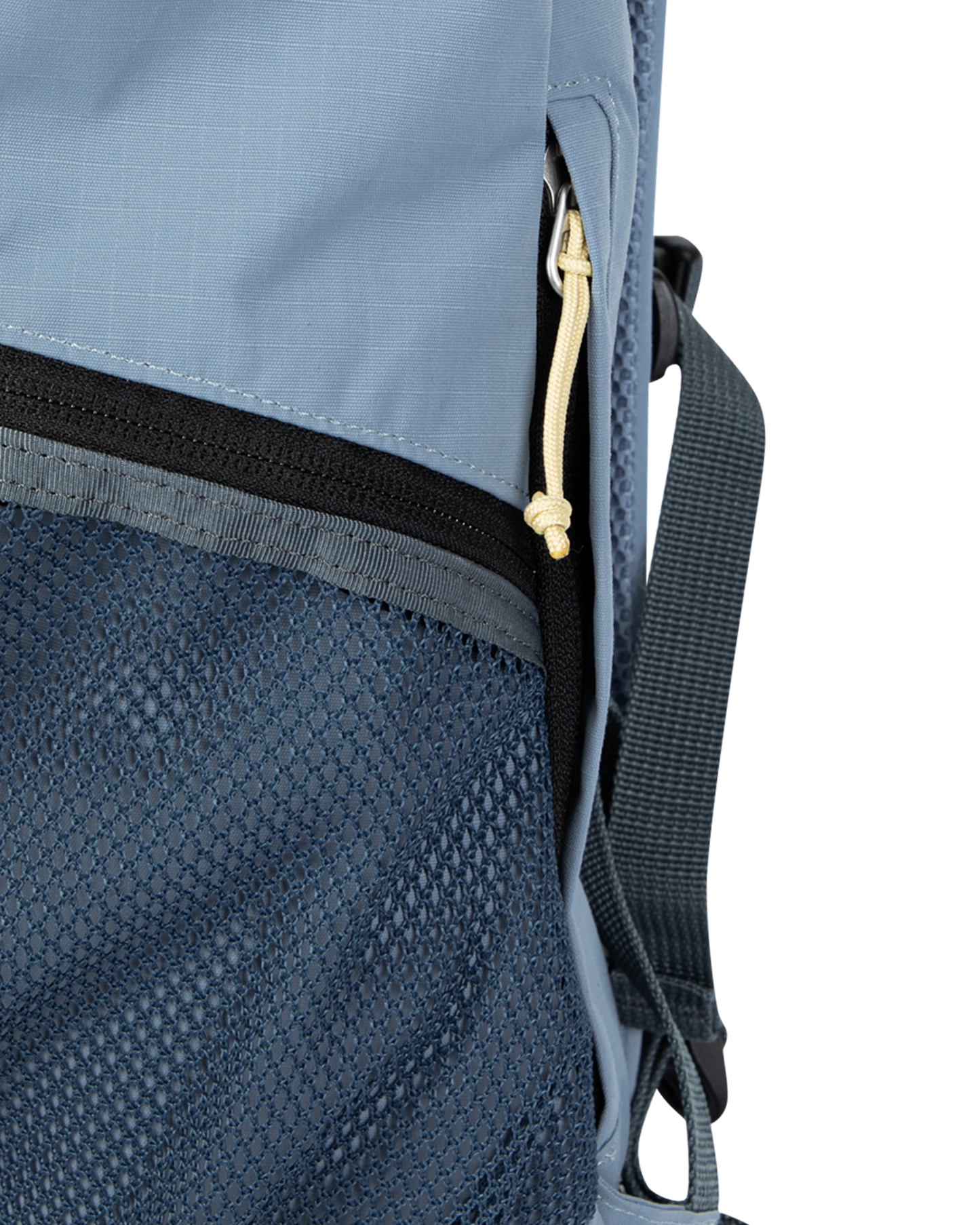Y.E.S Rushed Carapace Knapsack