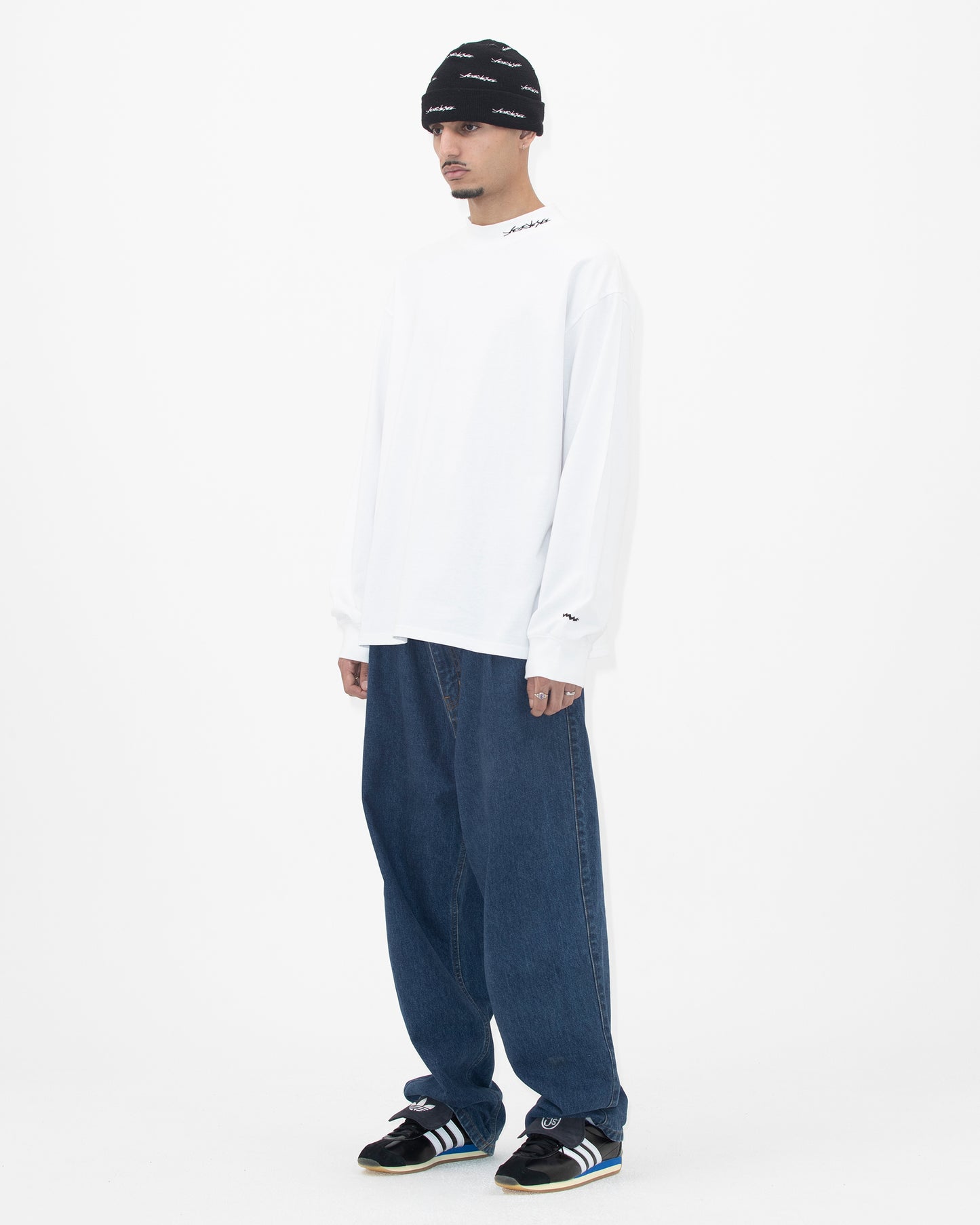 Y.E.S Mock Neck L/S