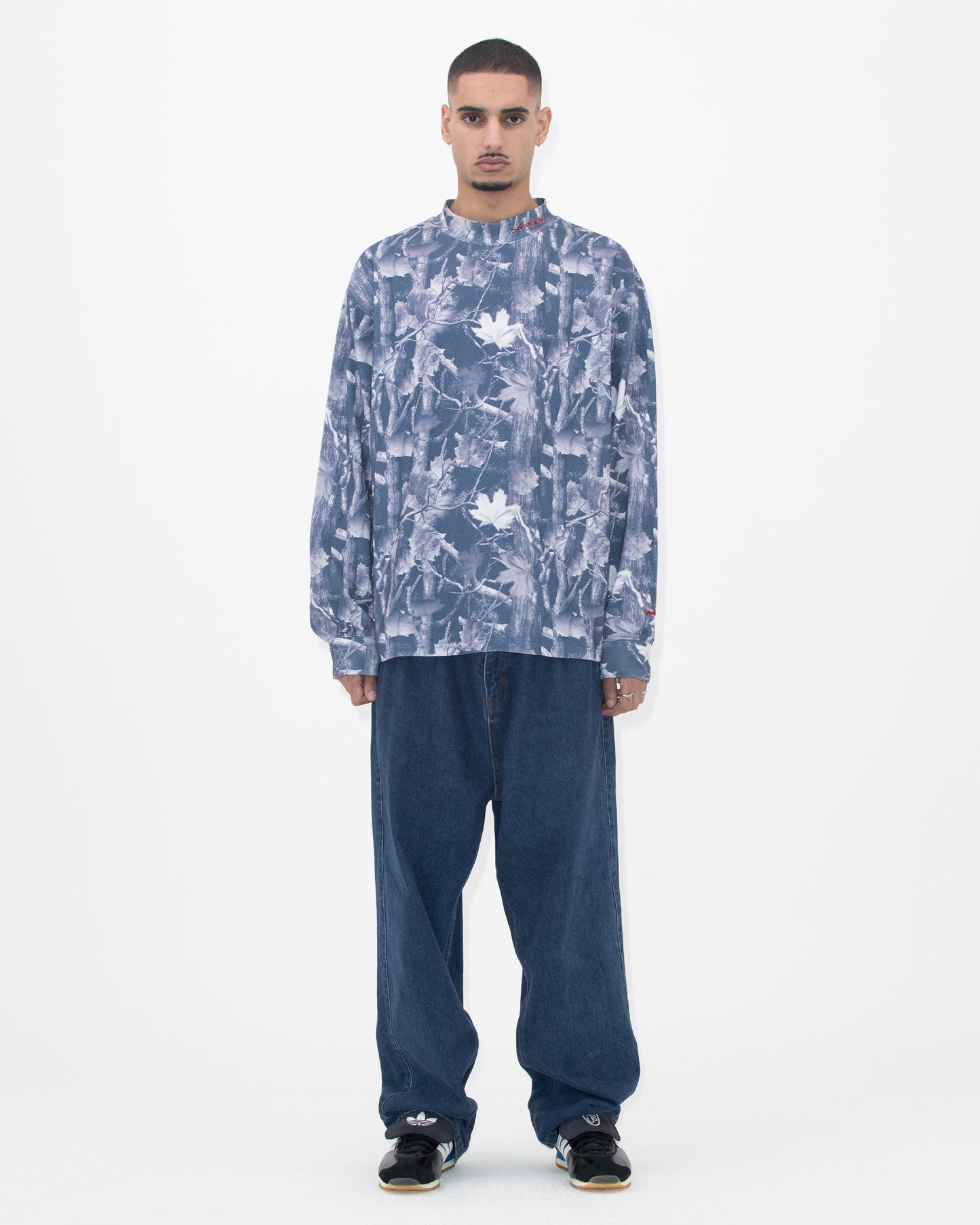 Y.E.S Mock Neck L/S
