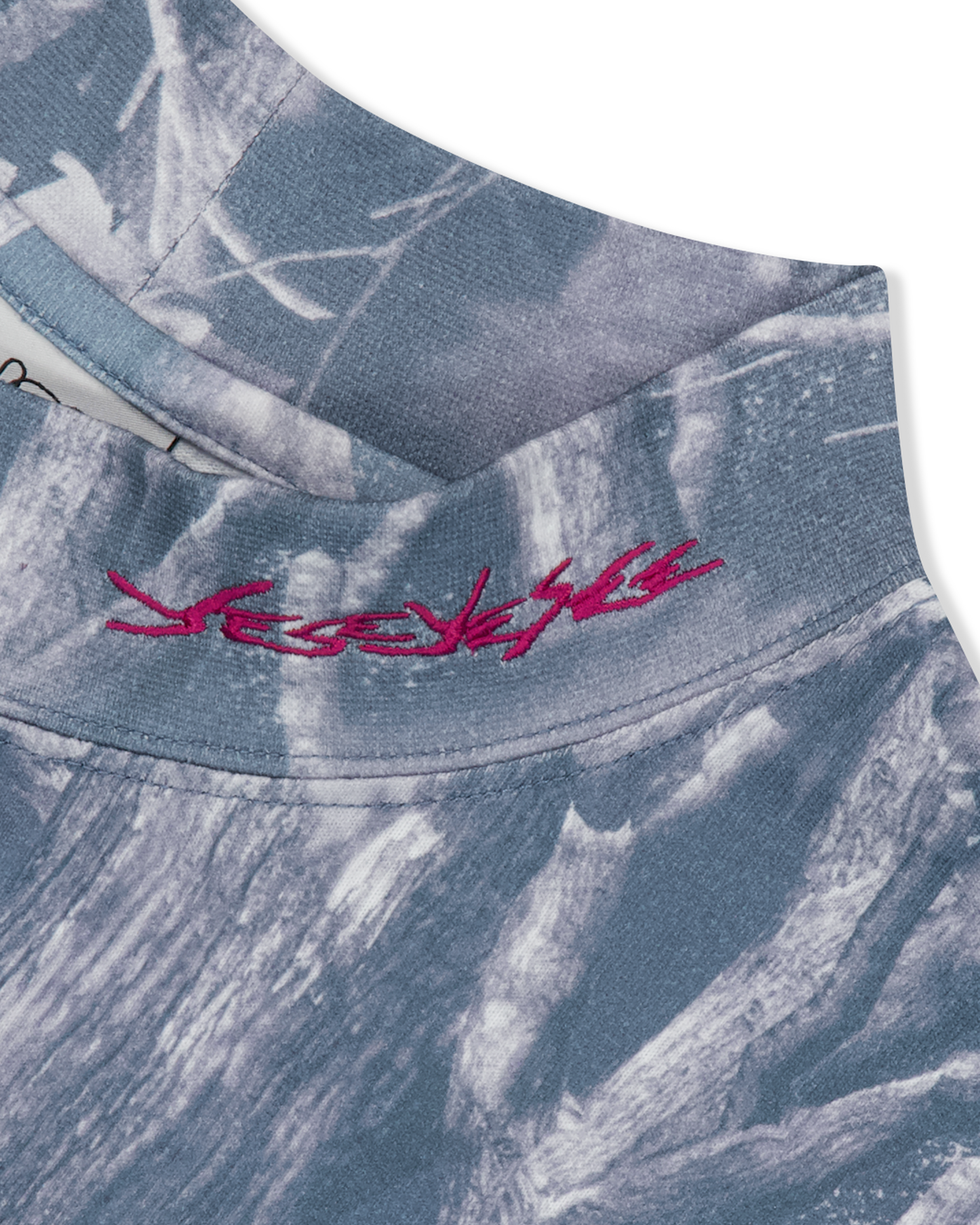 Y.E.S Mock Neck L/S