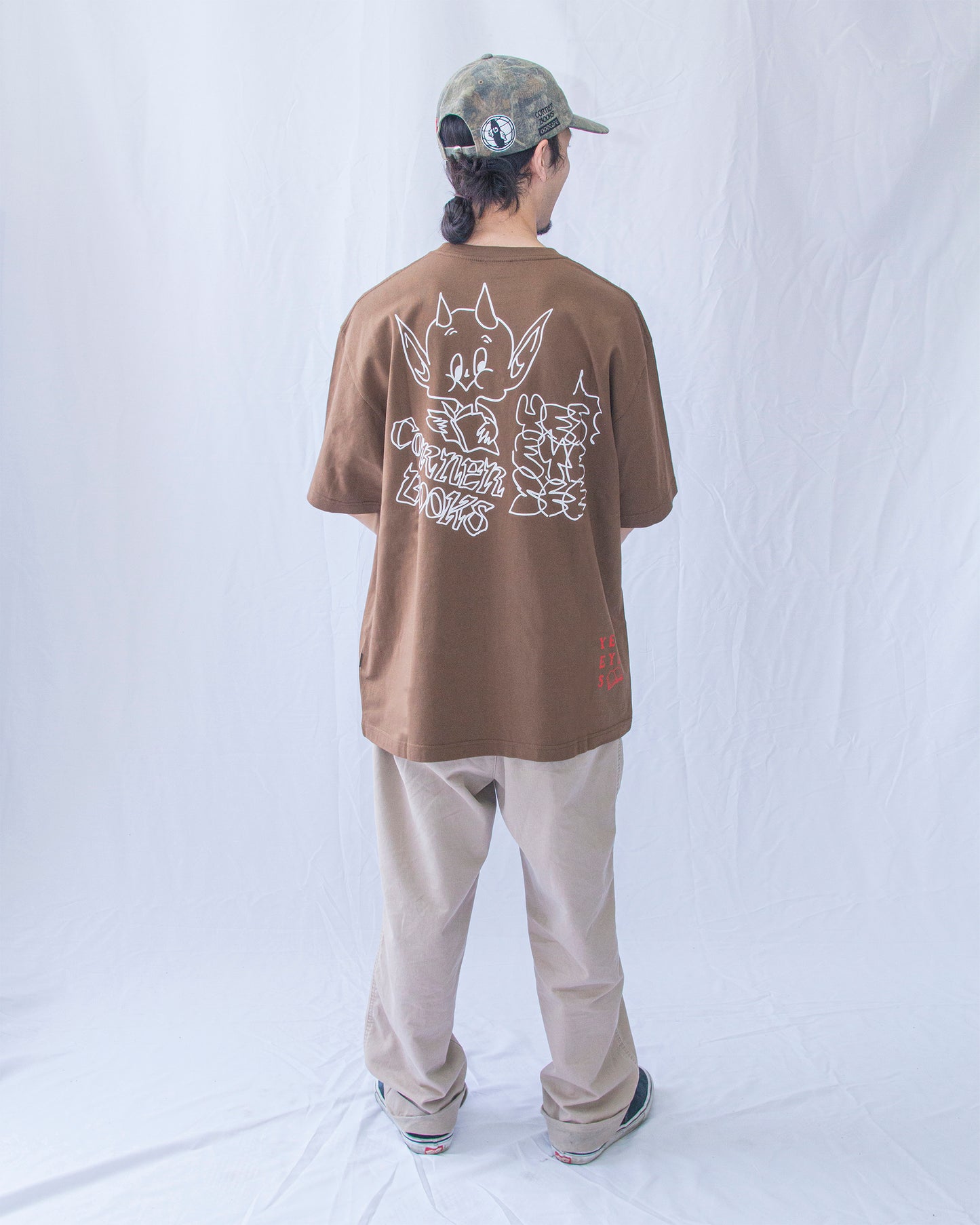Corner Reader Tee