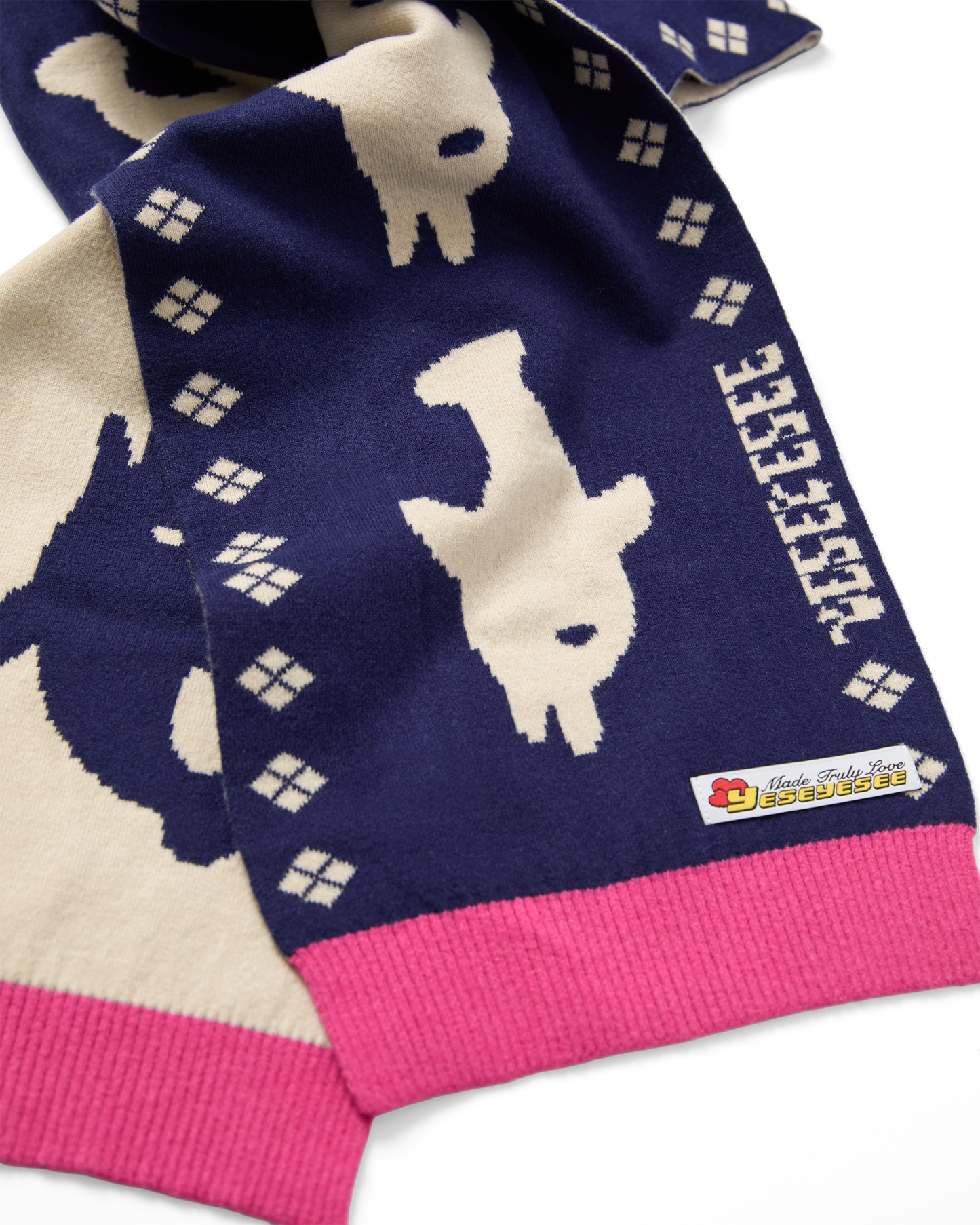 Dolphin Knit Scarf