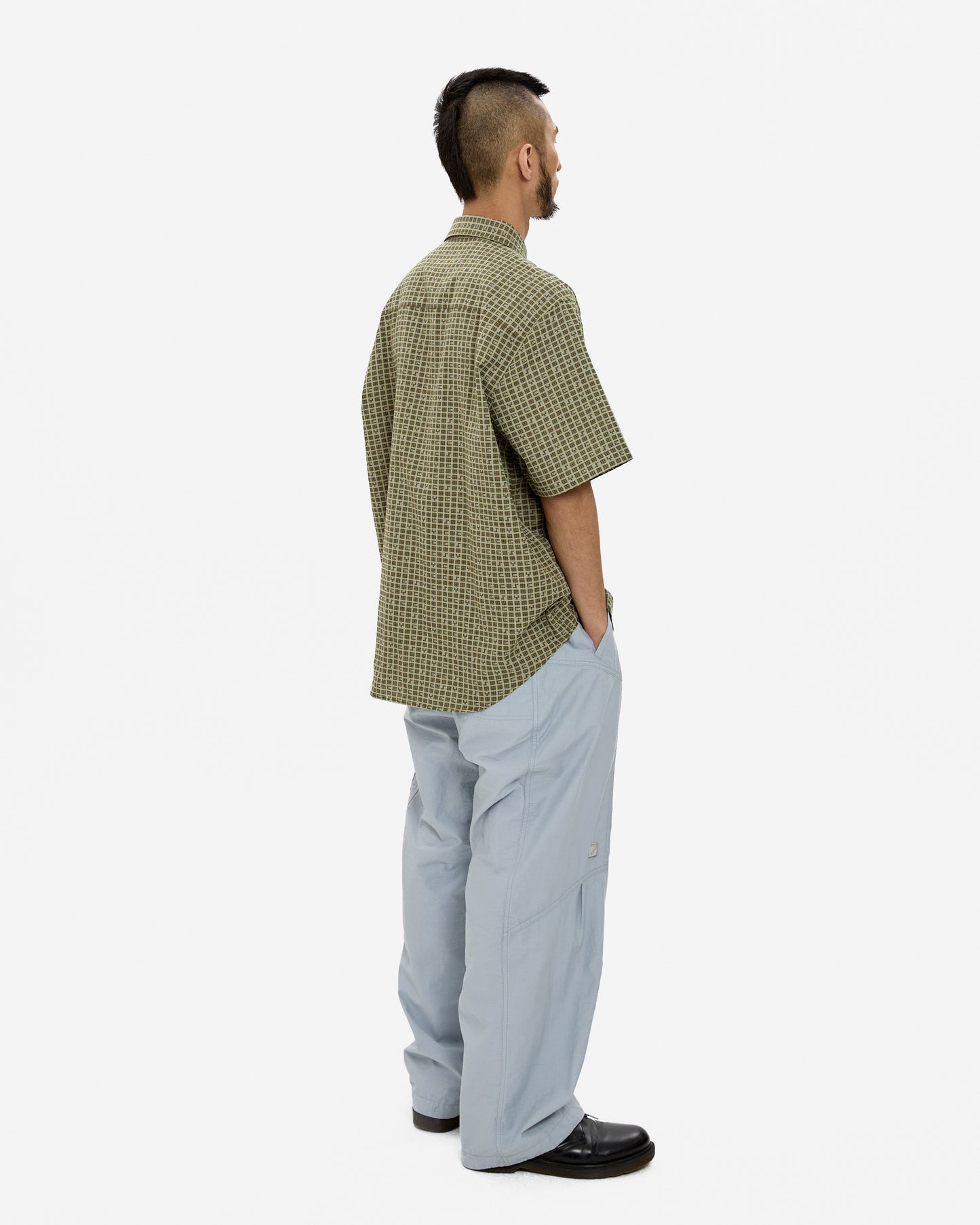 Y.E.S Font Plaid Half Shirt