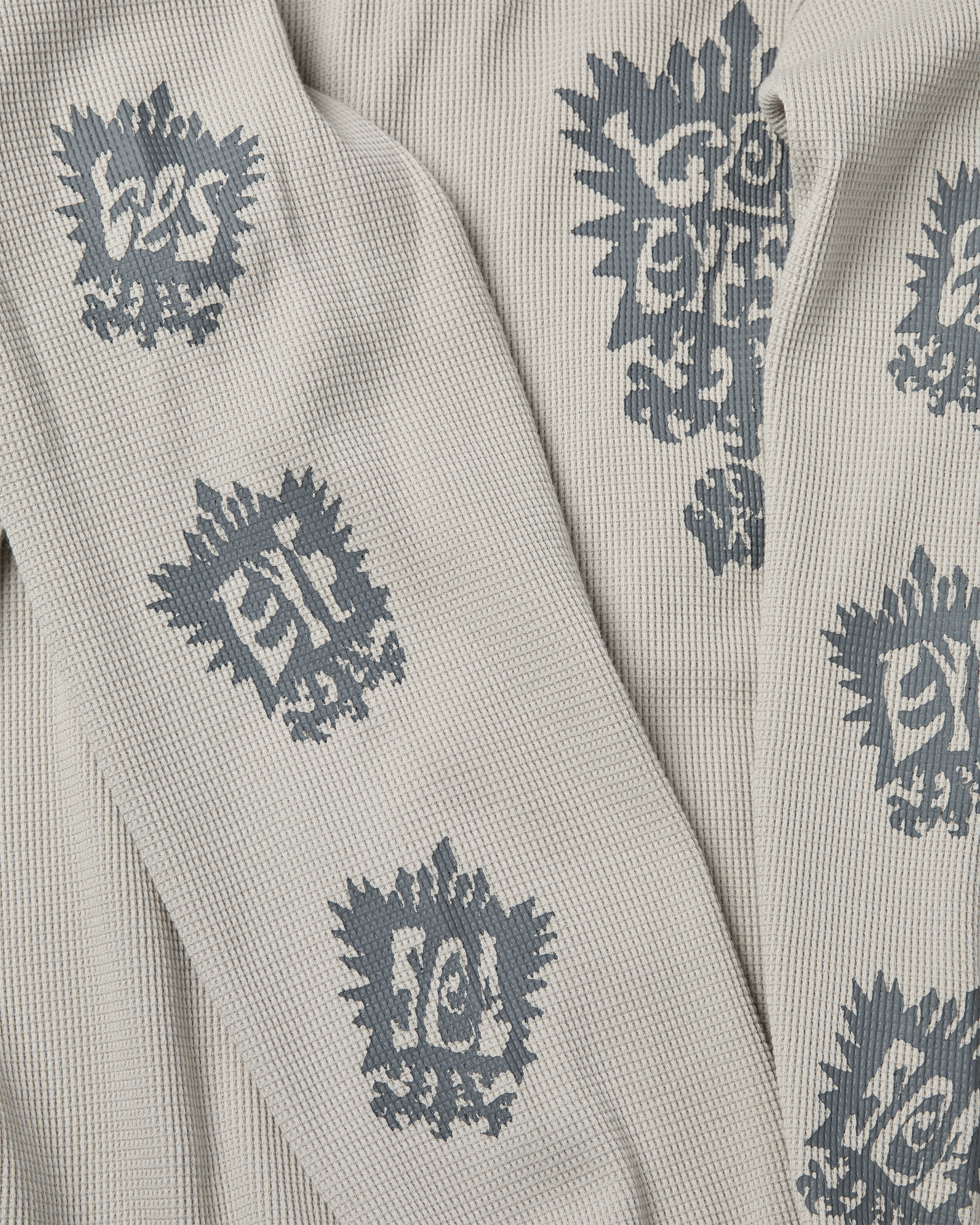 Y.E.S Stamp Waffle L/S