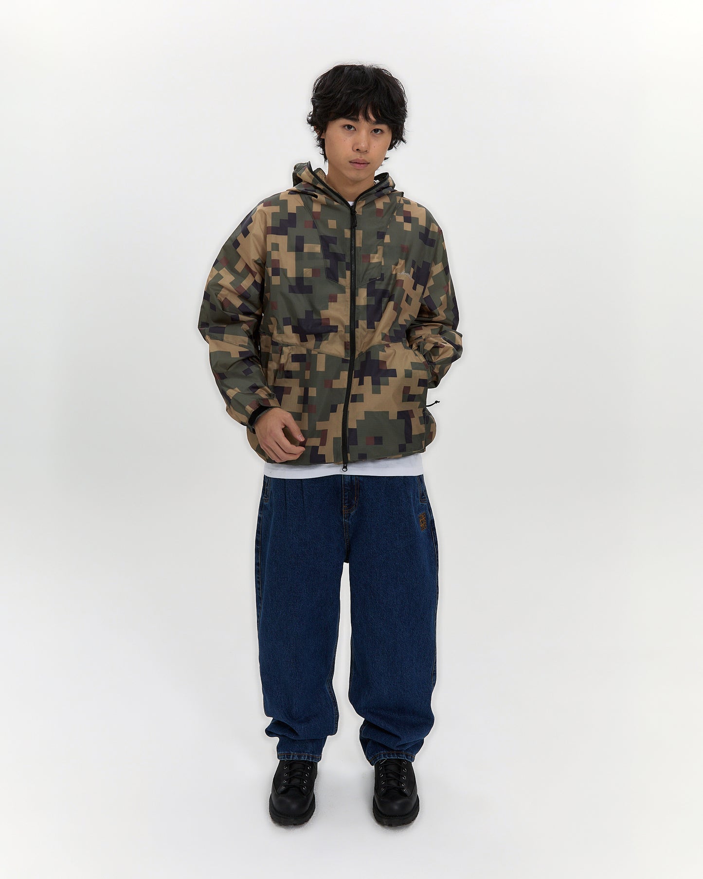 Equip Windbreaker