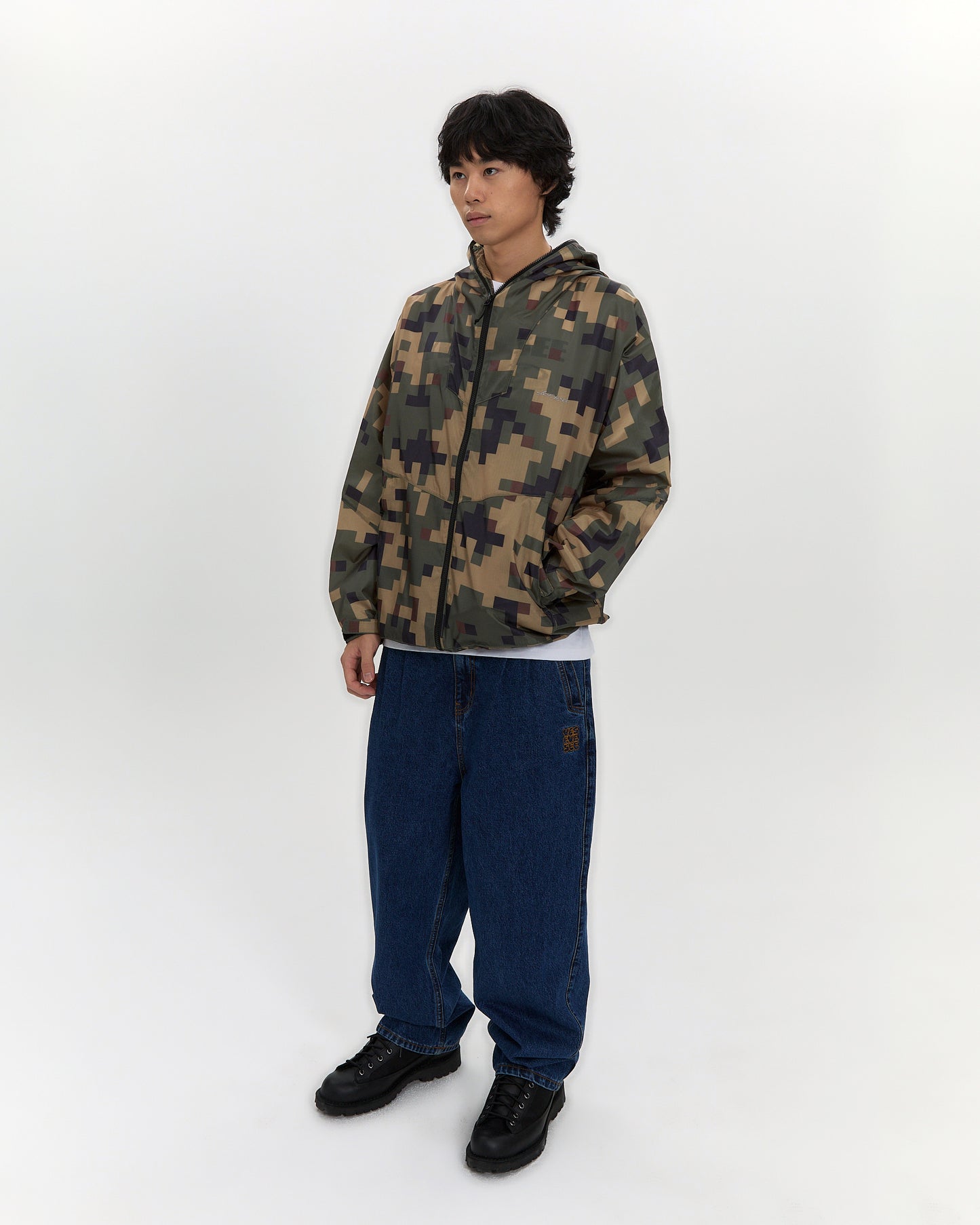 Equip Windbreaker