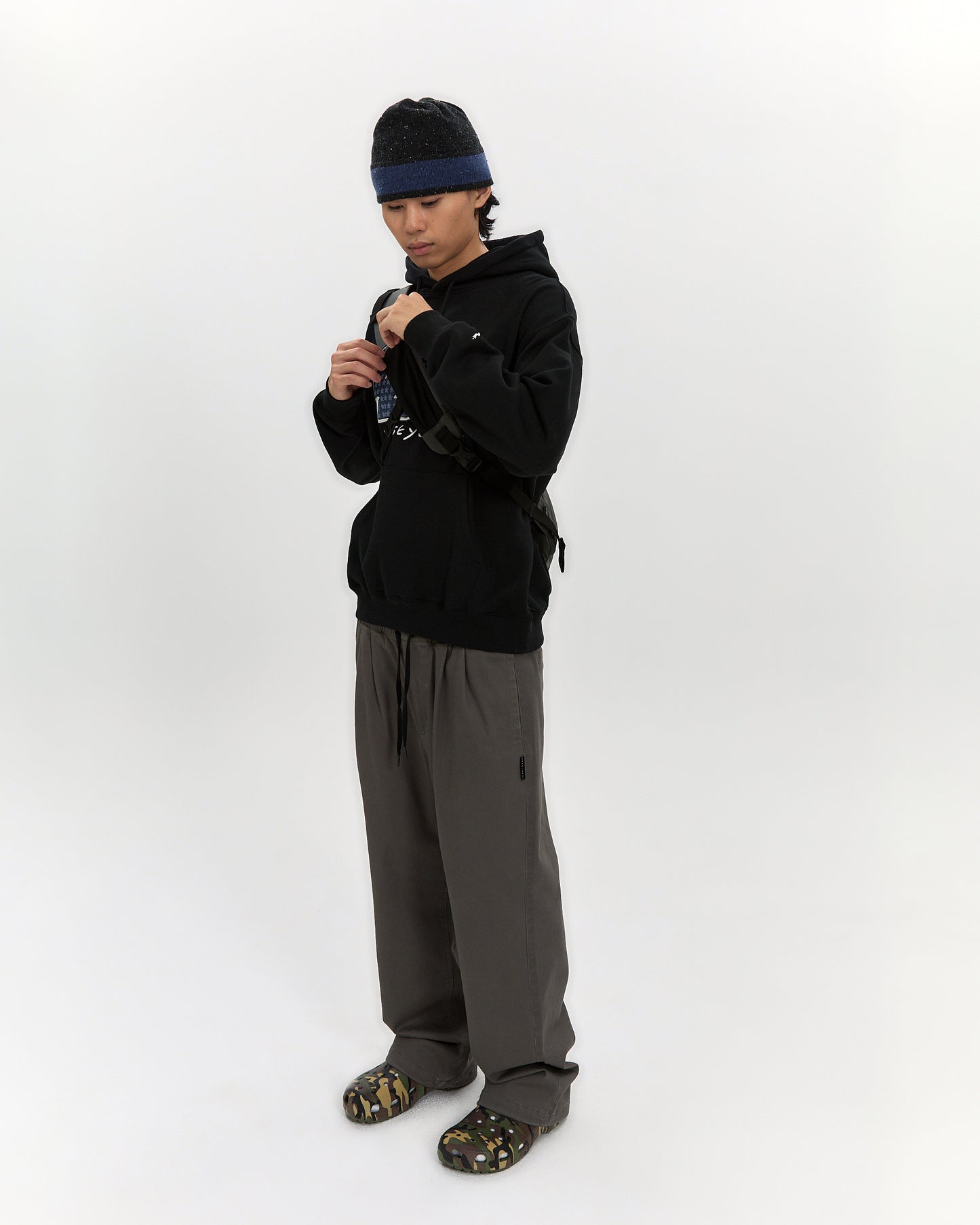 Y.E.S Handy Sling Bag